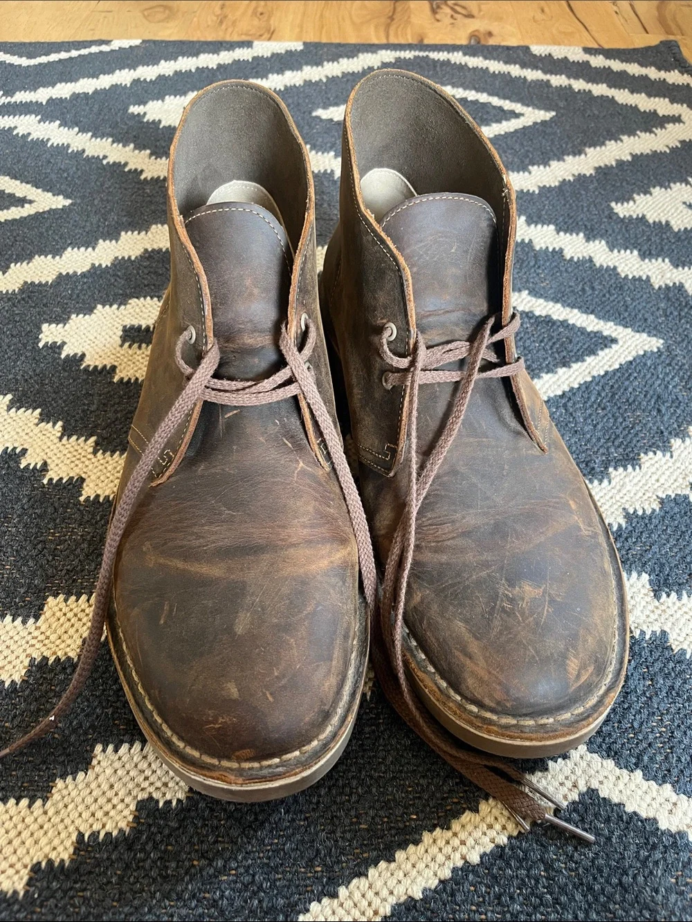 Men's Clarks Brown Leather Chukka Boots - Classic Casual Style